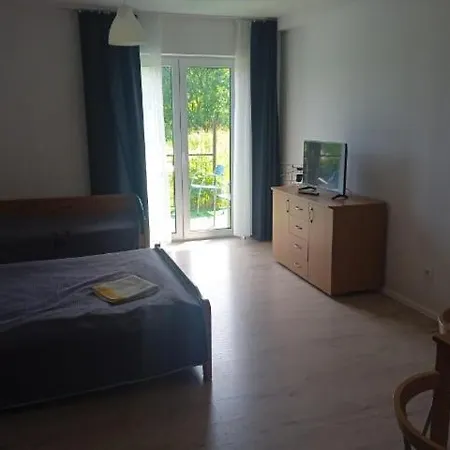 Apartment 3d *